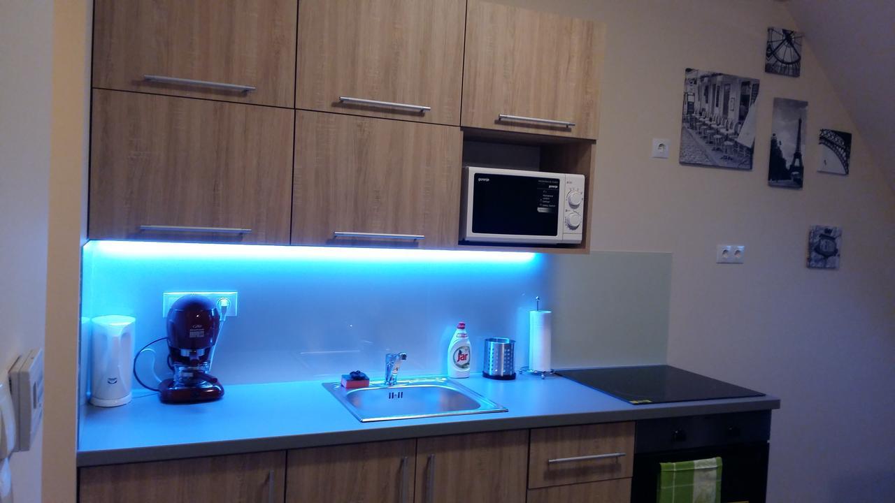 Tahiti Apartman Hajduszoboszlo Exterior photo